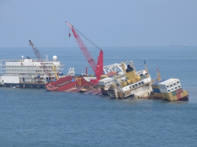 d salvage following collision